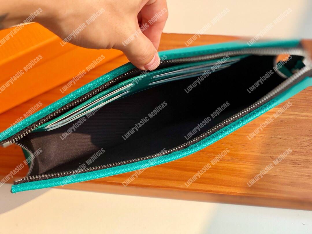 LV Pochette Voyage MM Monogram Green