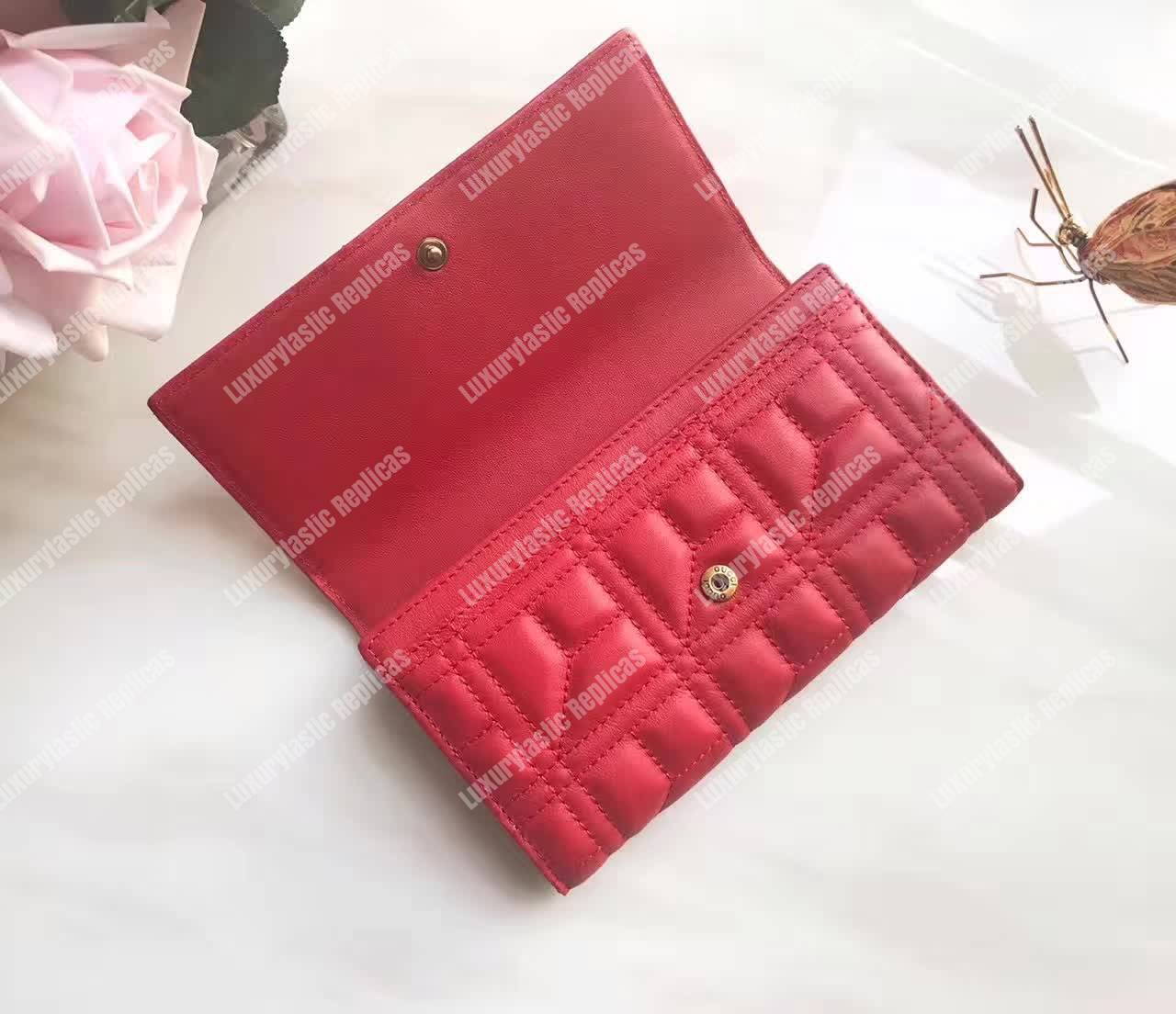 G*u*i gg marmont quilted continental wallet red