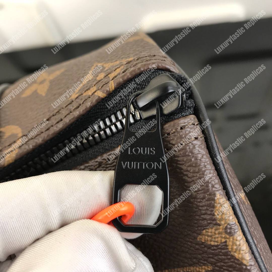 LV Messenger Mini Polochon