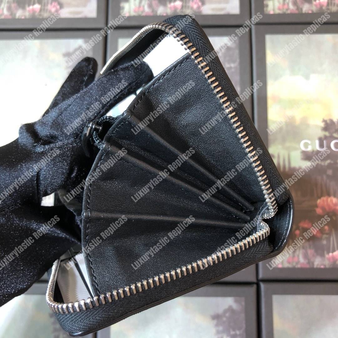 G*u*i gg sup*e web zip around wallet