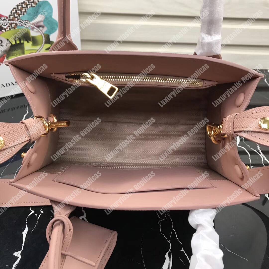Pra*a monochrome saffiano leather bag magnolia