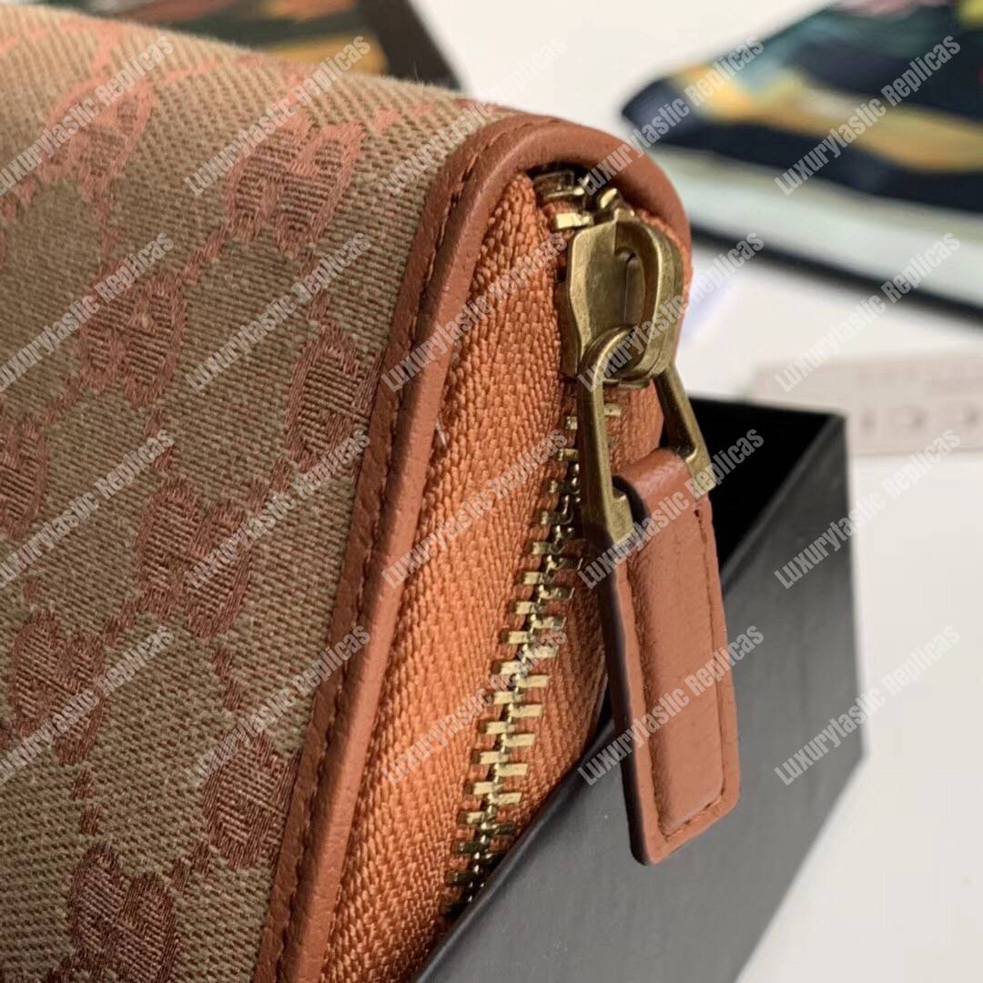 G*u*i original gg zip around wallet with new york yankees patch™