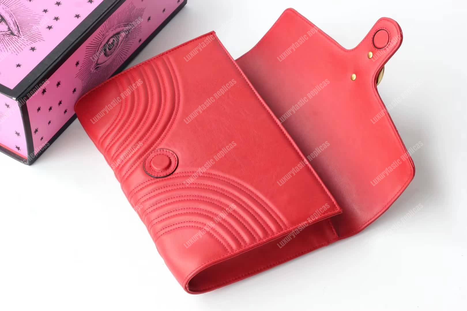 G*u*i gg marmont clutch red