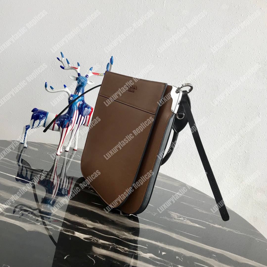 Pra*a margit leather shoulder bag brown