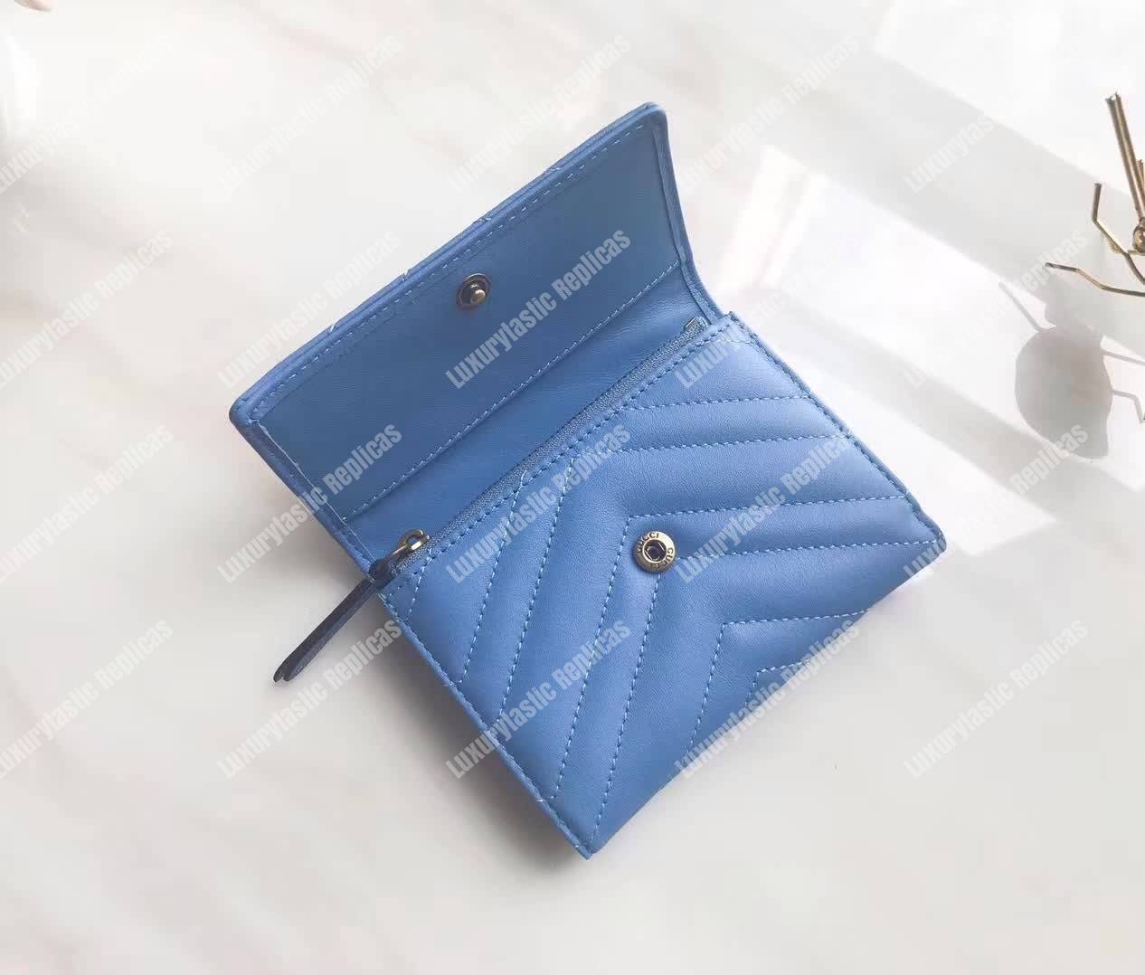 G*u*i gg marmont matelassé wallet light blue