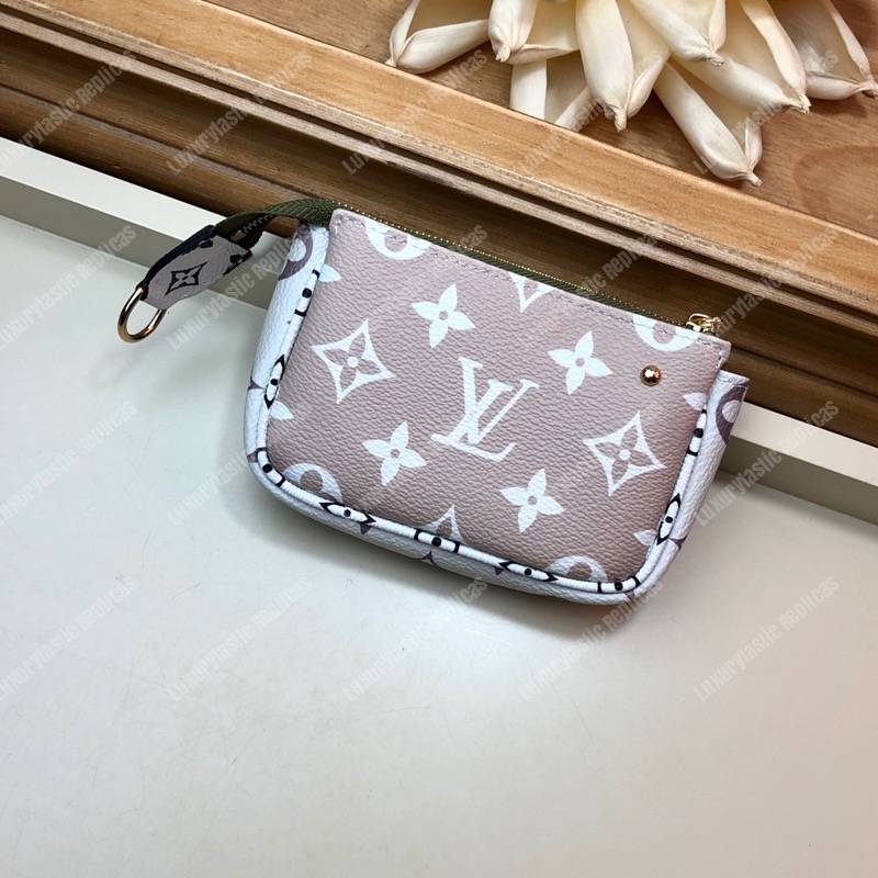 LV Micro Pochette Accessoires Monogram
