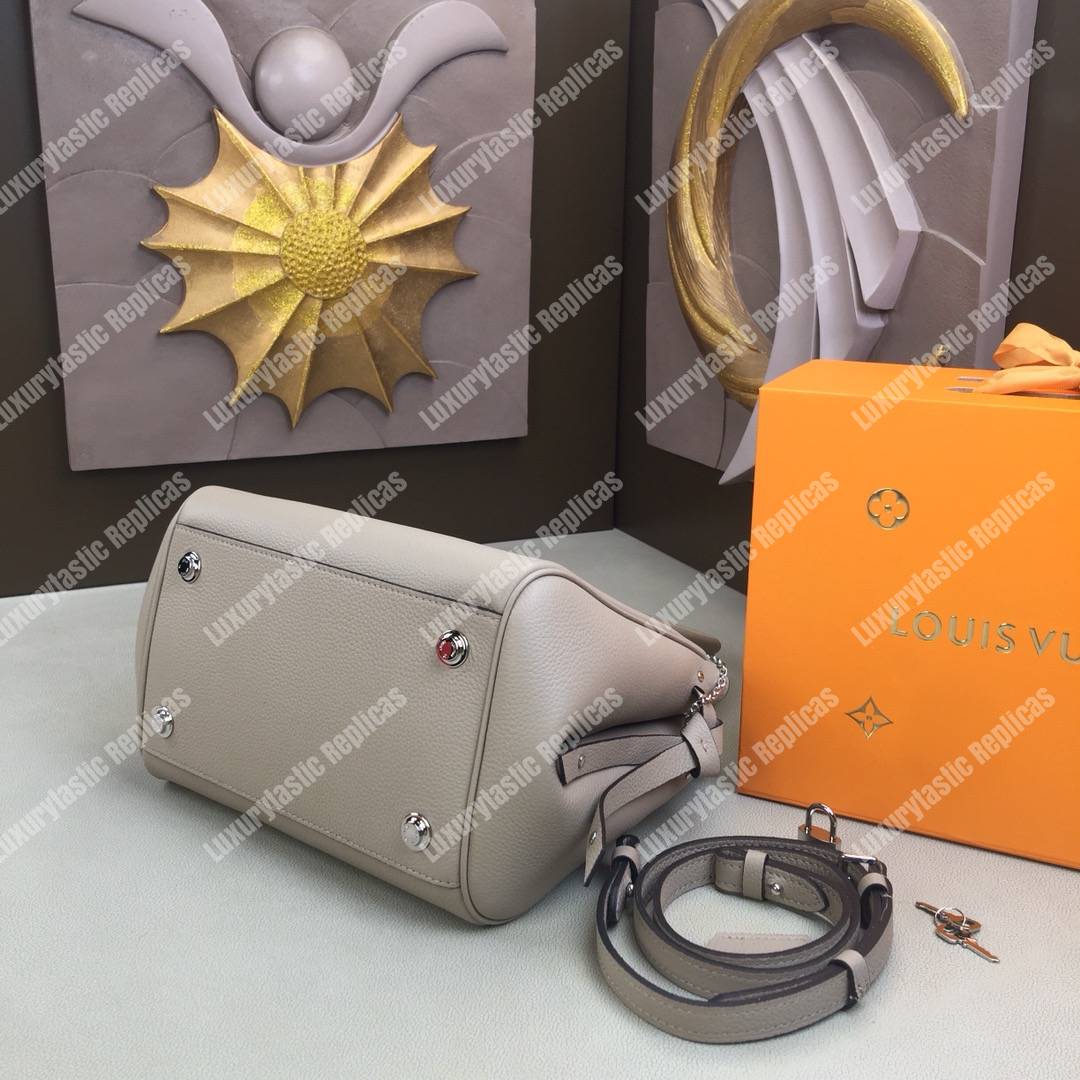 LV Milla PM Veau Nuage Cream