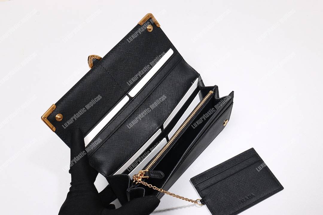 Pra*a cahier saffiano leather wallet large black