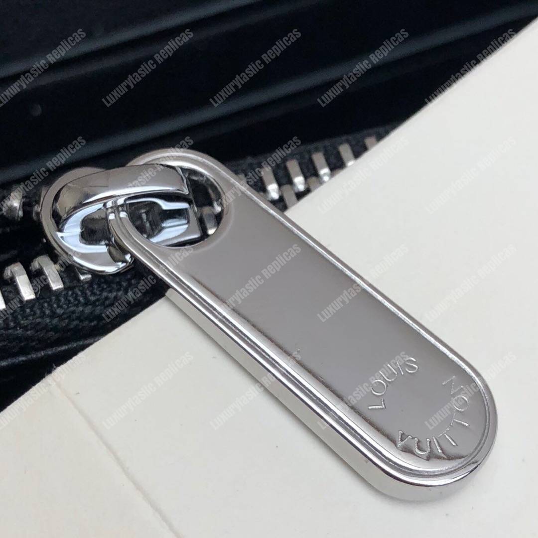 LV Zippy Wallet Mahina Leather Noir