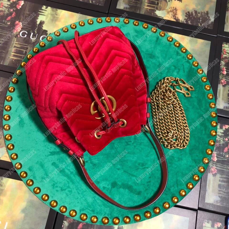 G*u*i gg marmont velvet bucket bag red