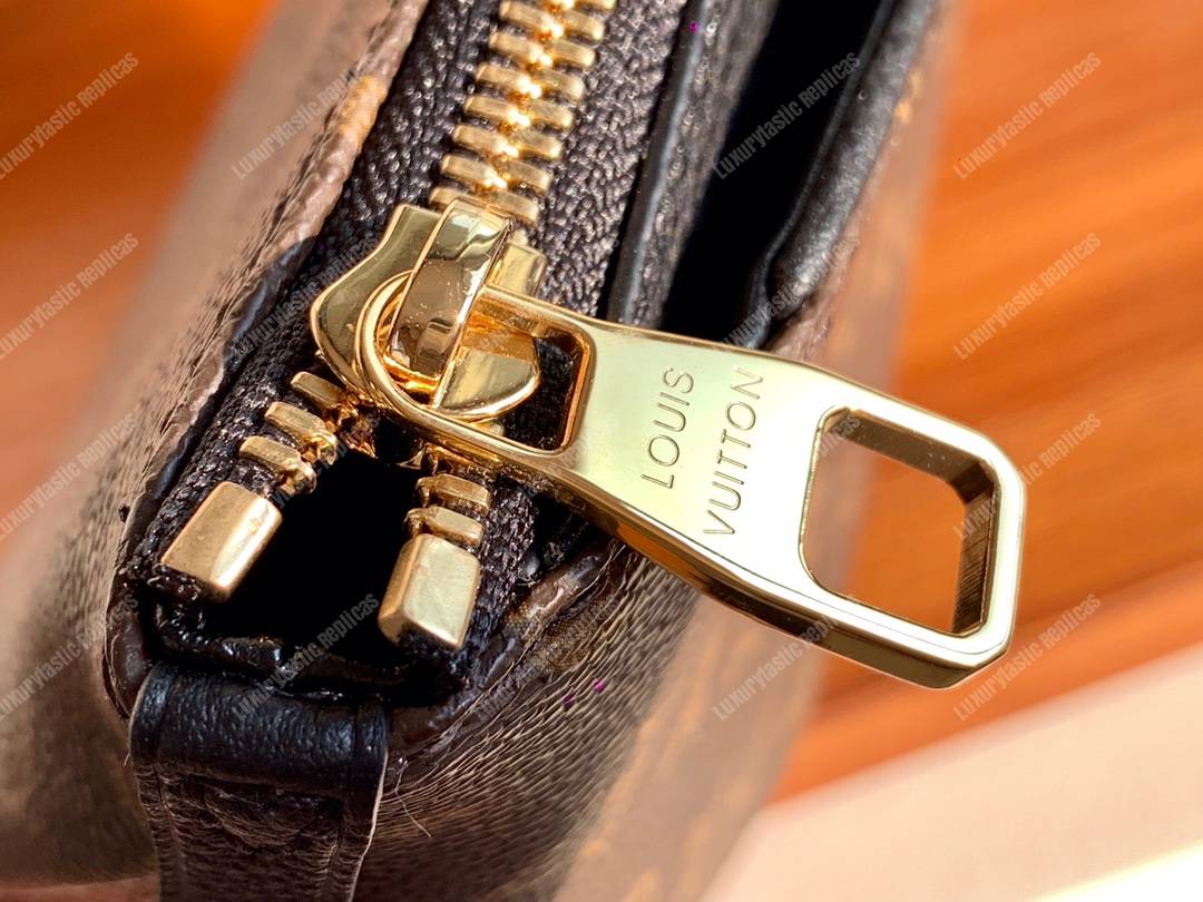LV Pallas Beauty Case Black