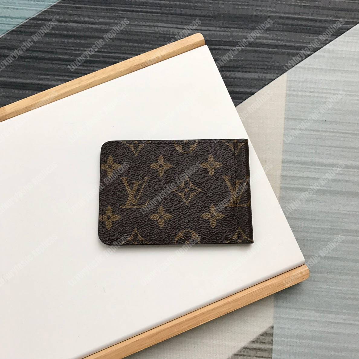 LV Pince Wallet Monogram