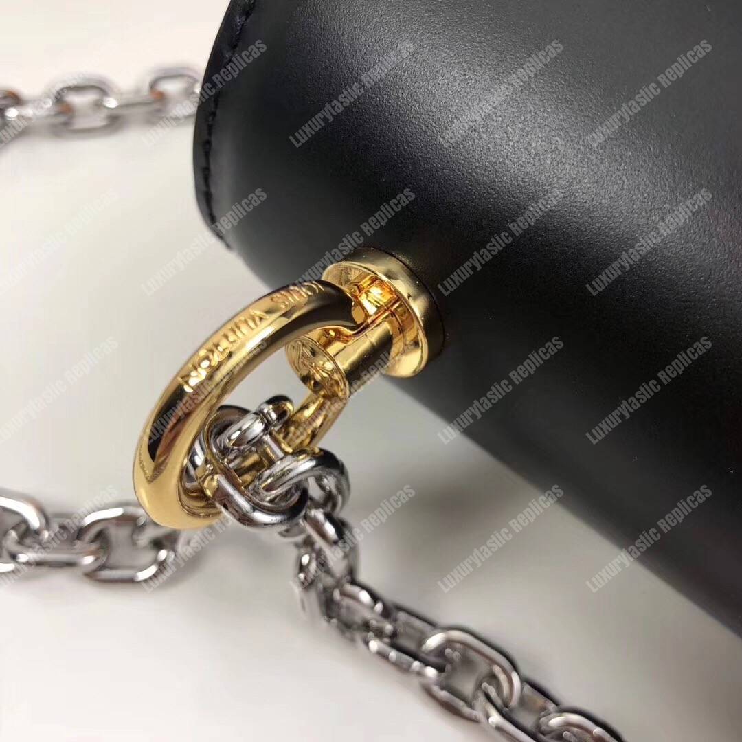 LV Pochette Twist Monogram Vernis Patent Leather Amarante