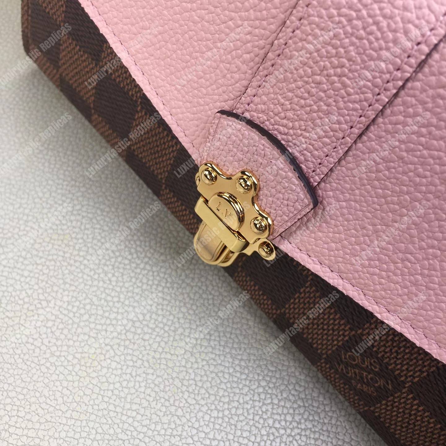 LV Clapton Wallet Damier Ebene Magnolia