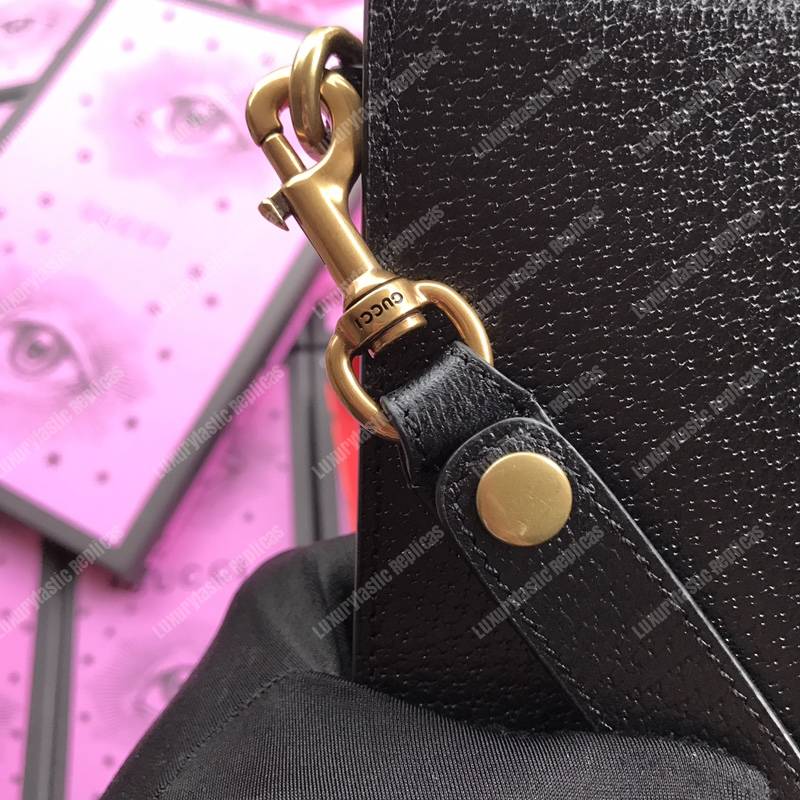 G*u*i gg marmont leather pouch black