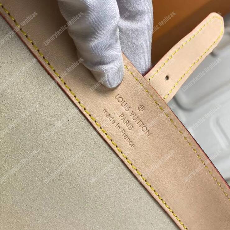 LV 3 Watch Case Monogram