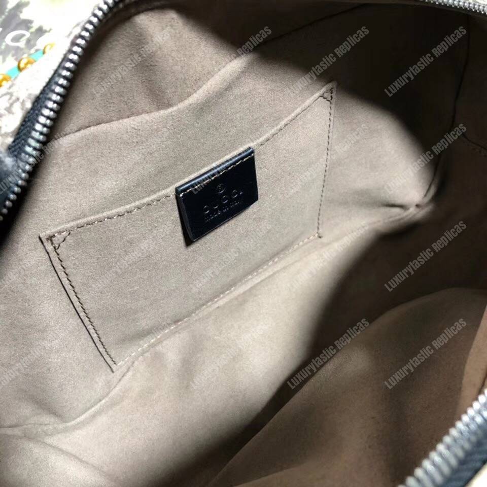 G*u*i gg sup*e toiletry case beige/ebony