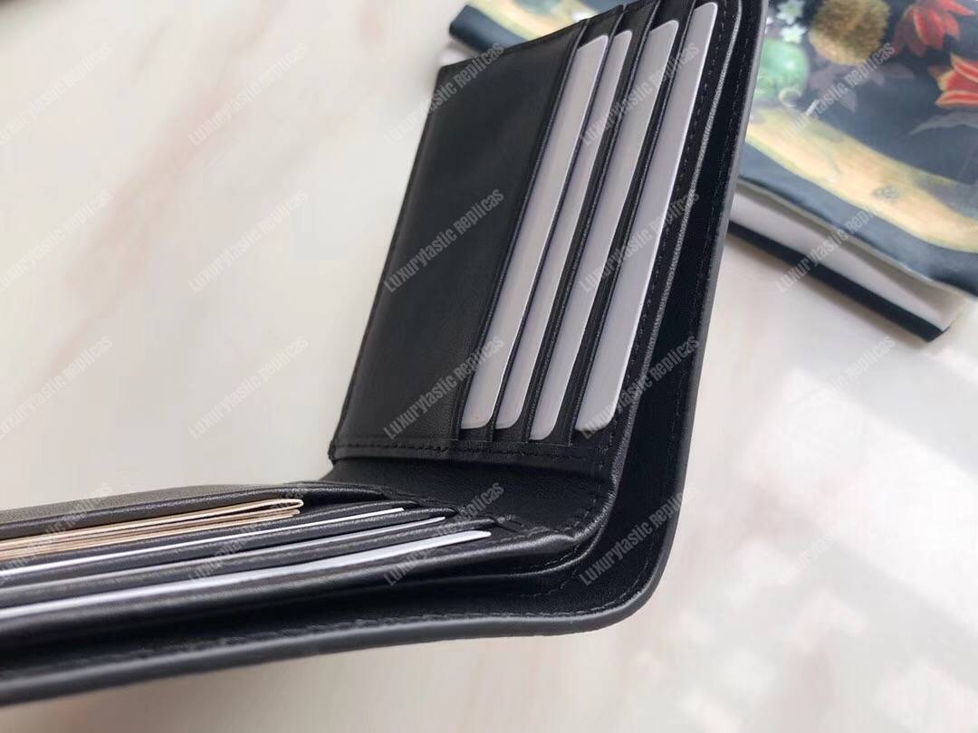 G*u*i kingsnake gg sup*e wallet black