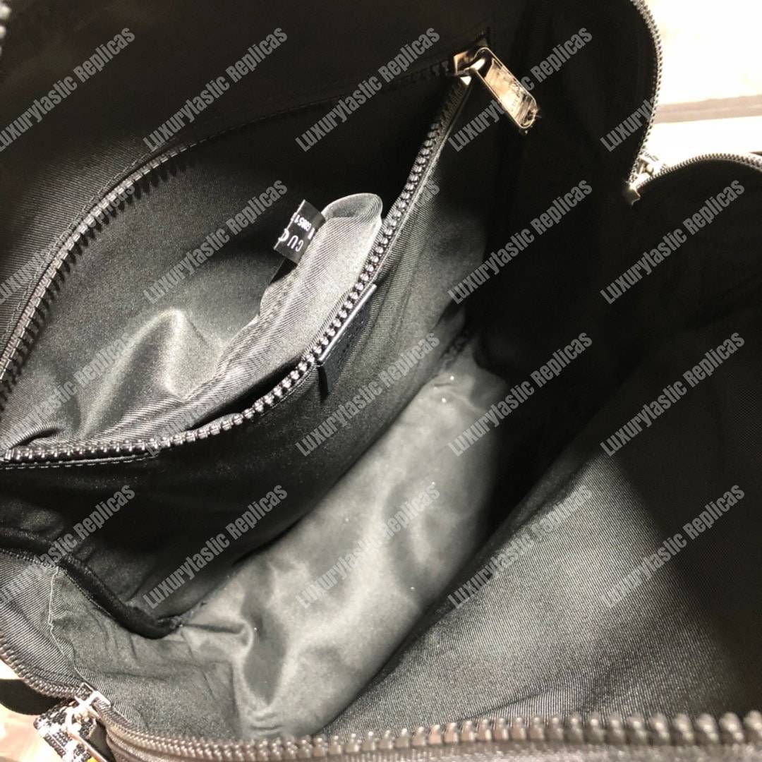G*u*i medium backpack with G*u*i ’80s patch black