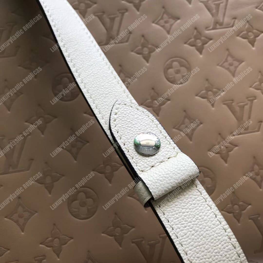 LV Very Hobo Very Leather Sesame Creme