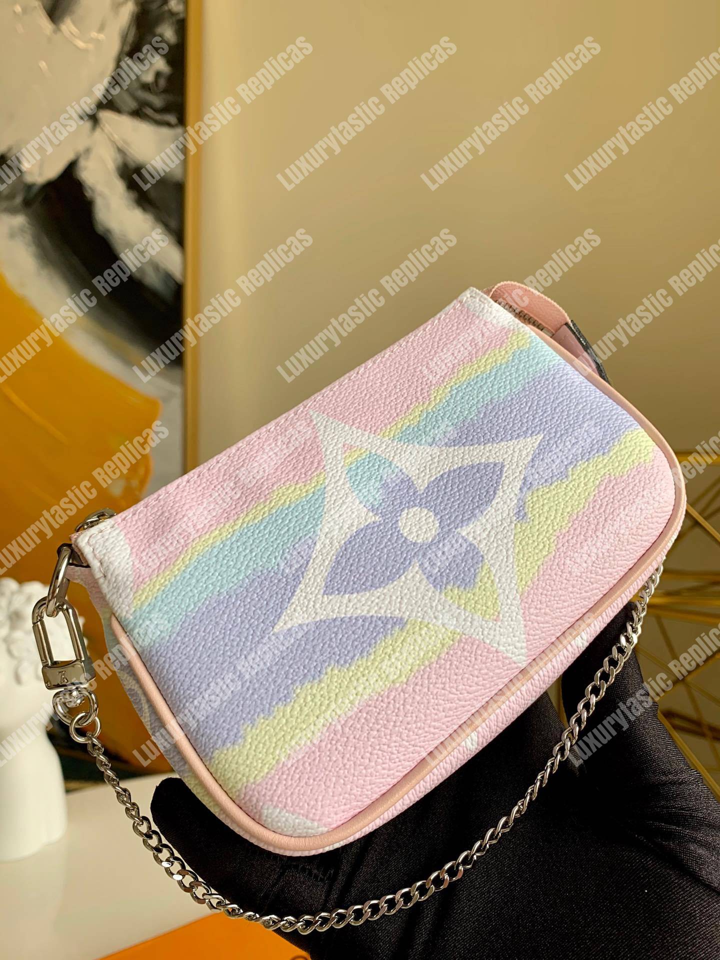 LV Escale Mini Pochette Accessoires Pastel