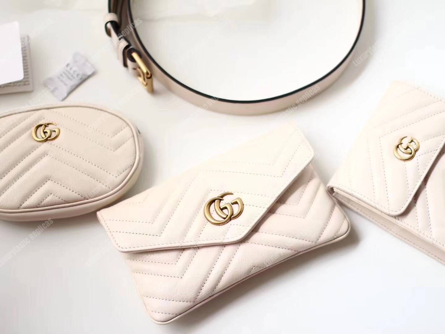 G*u*i gg marmont matelassé belt bag white