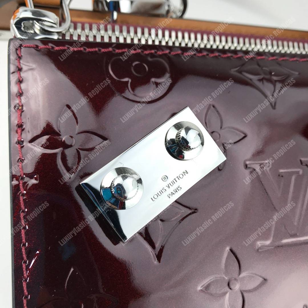 LV Monogram Vernis Sac Tricot Bag Amarante