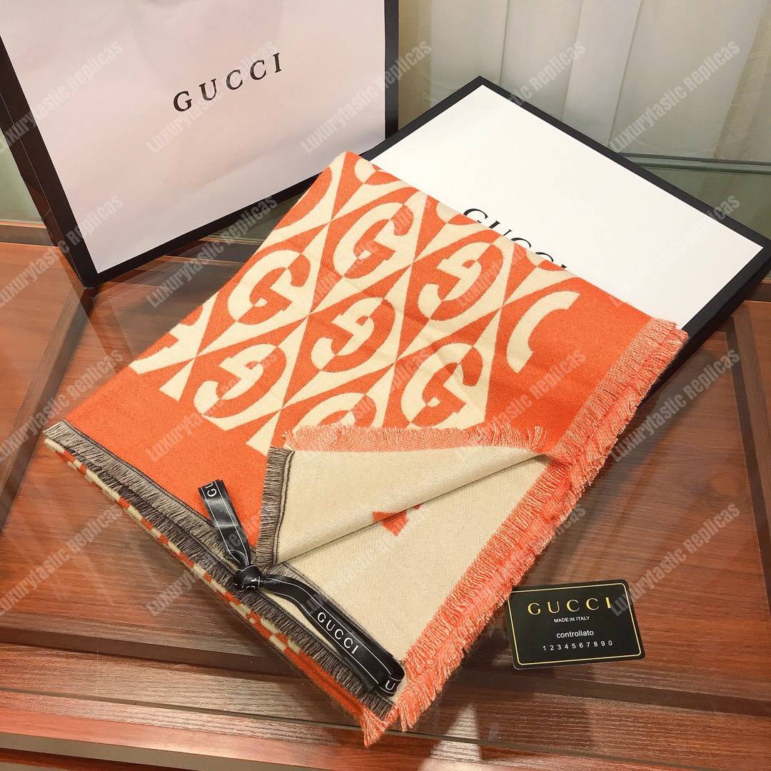 G*u*i g rhombus lamé wool jacquard stole white orange