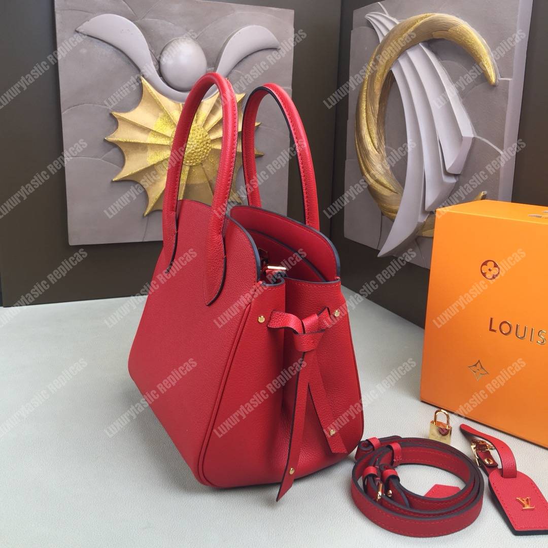 LV Milla PM Veau Nuage 9YR