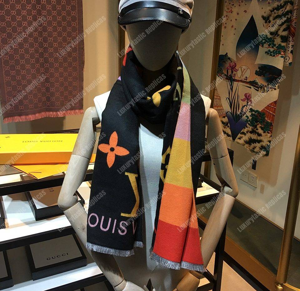 LV Reykjavik Scarf Cashmere & Wool Black Multicolor