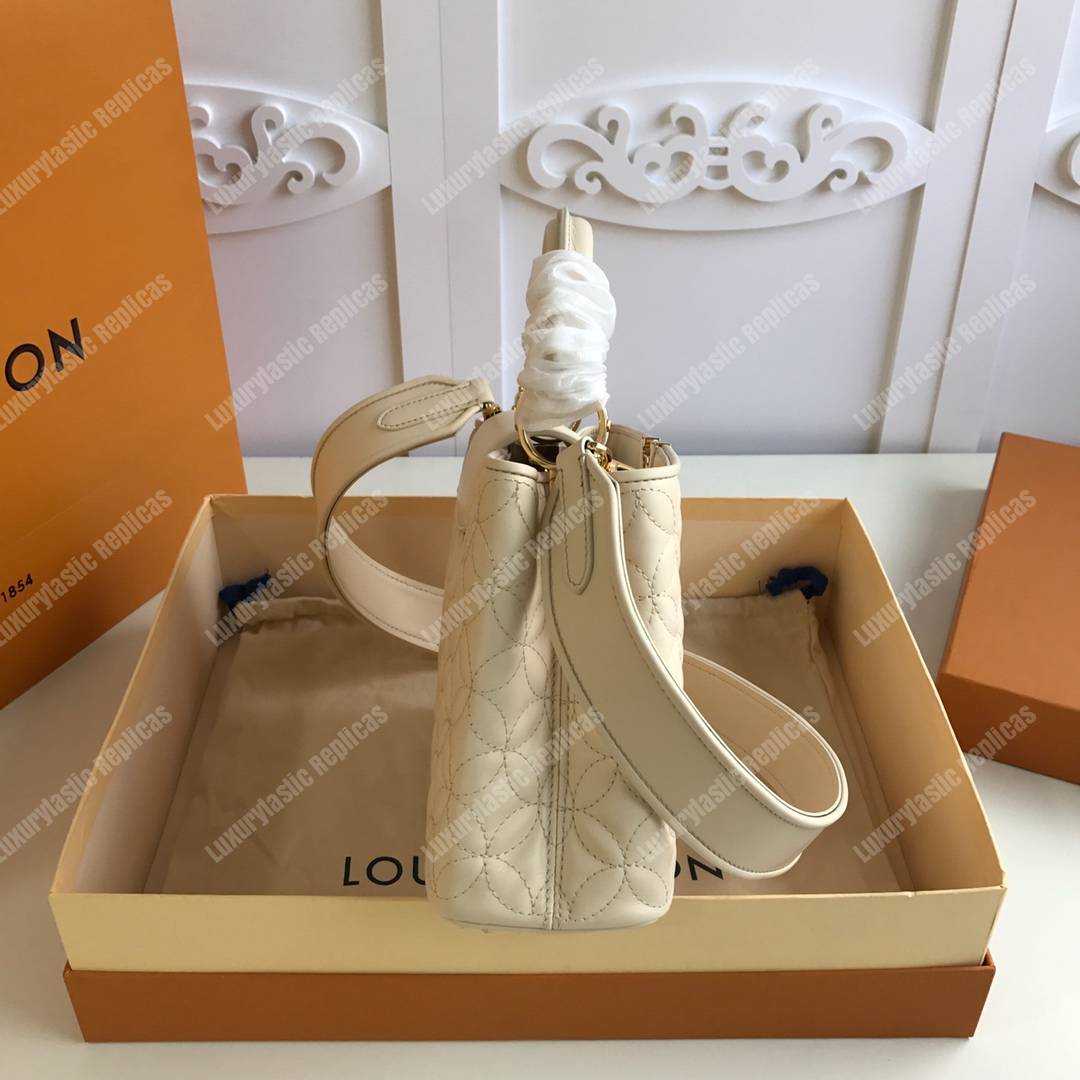 LV Capucines BB Vanile Ivory