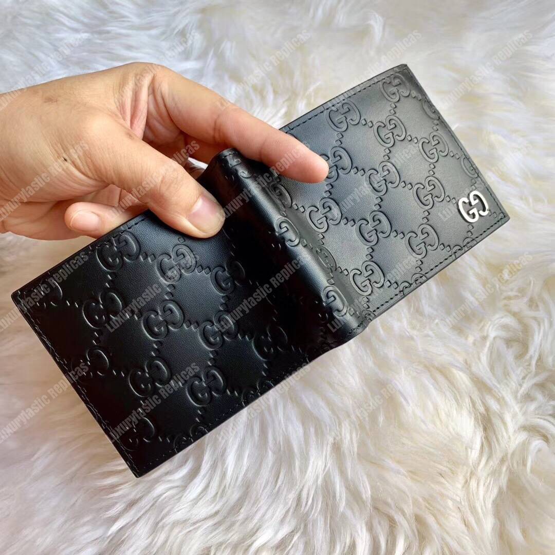 G*u*i signature wallet metal detail black