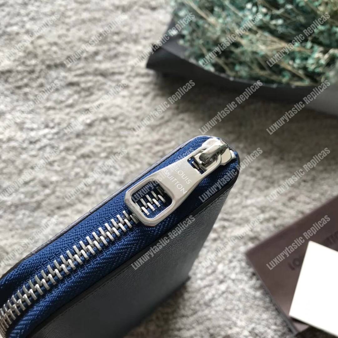 LV Vasco Wallet Taiga Leather Ocean