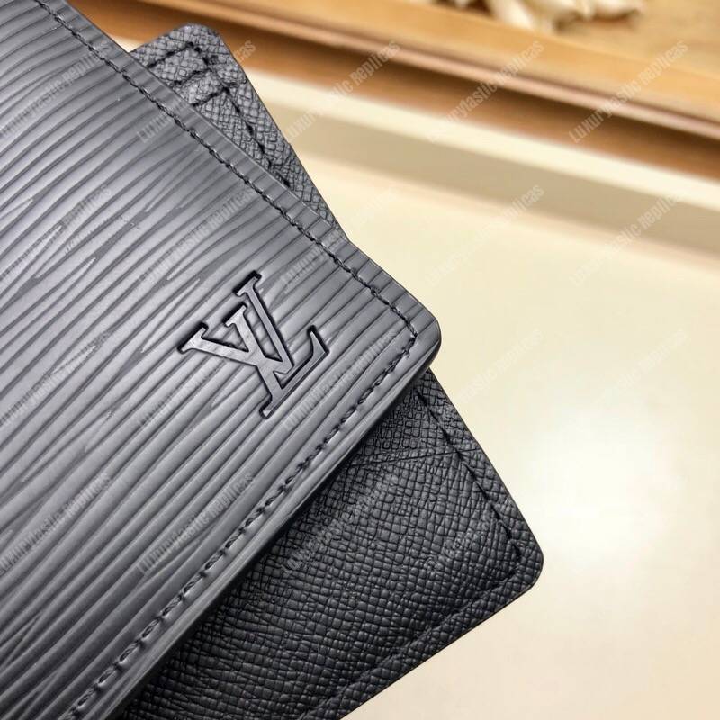 LV Multiple Wallet Epi Leather Noir