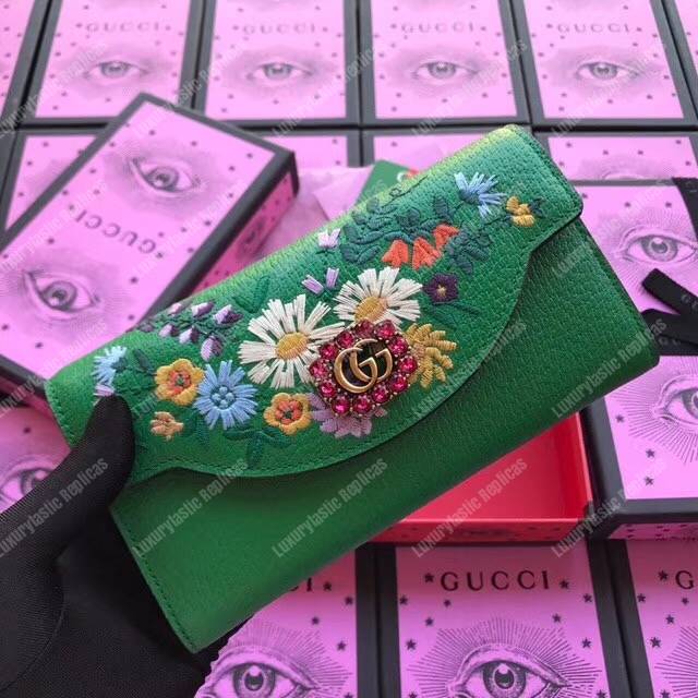 G*u*i embroidered leather continental wallet green