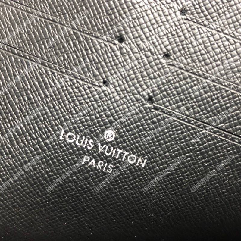 LV Pochette Voyage MM Damier Graphite Pixel Blue