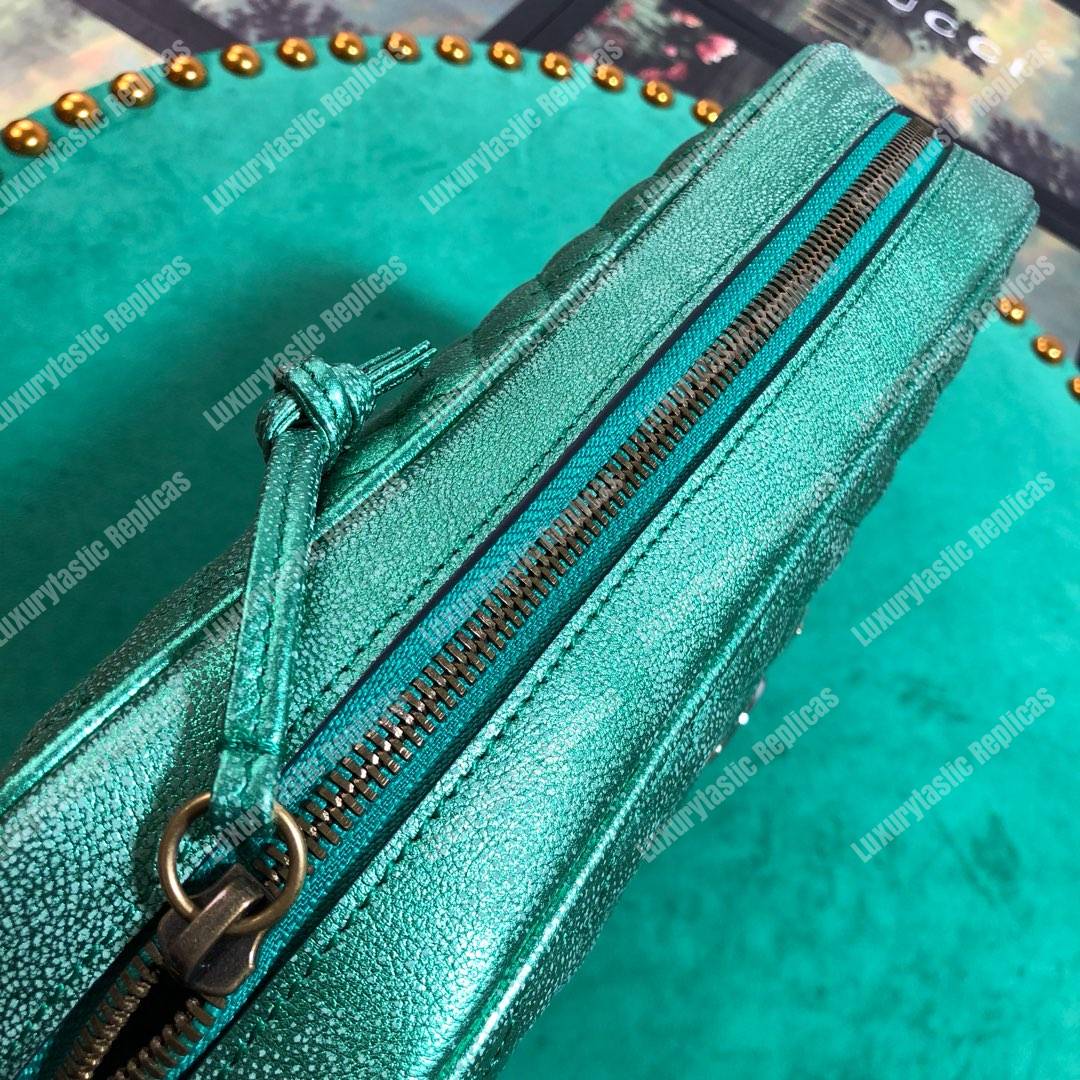 G*u*i laminated leather small shoulder bag green