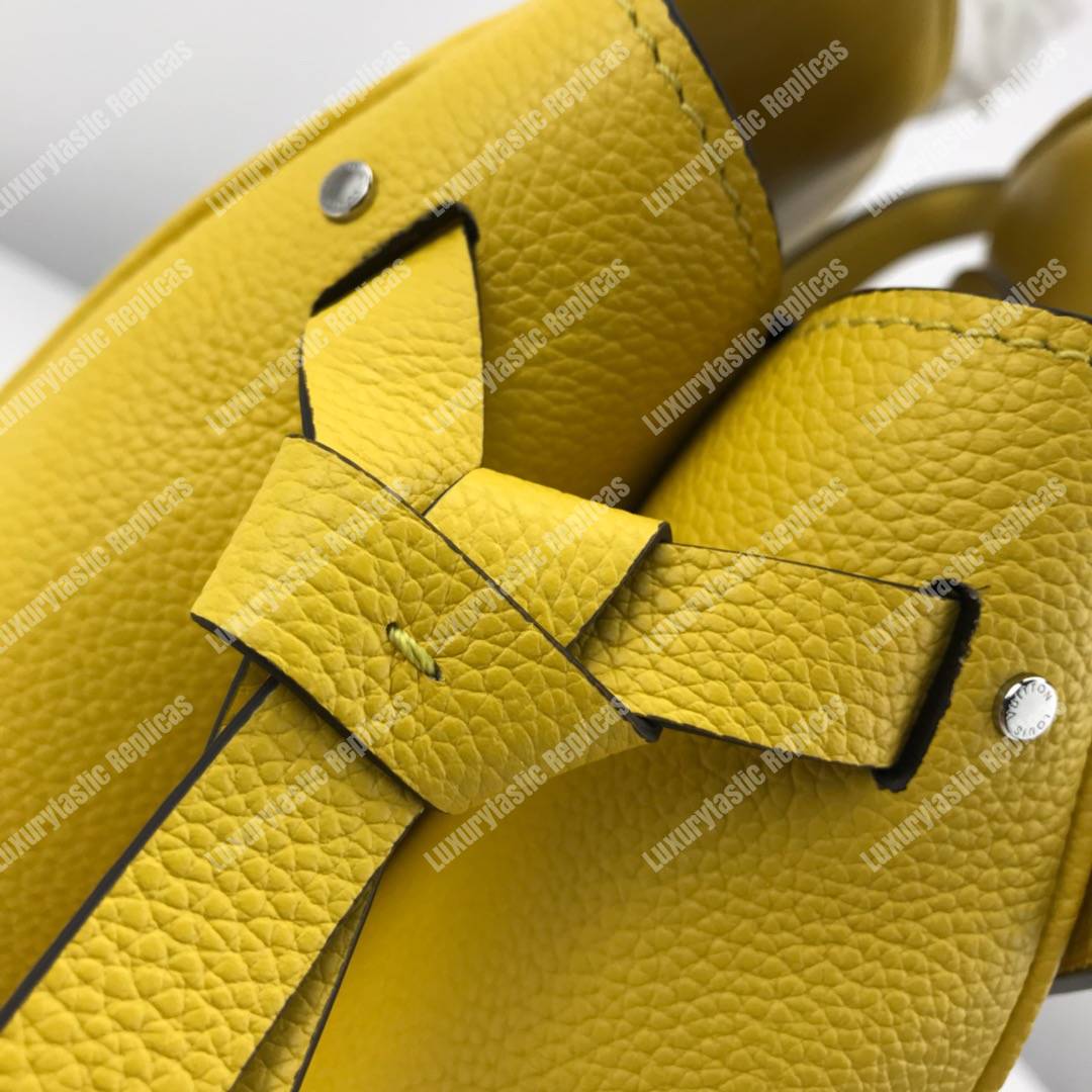 LV Milla PM Veau Nuage Vert Acide