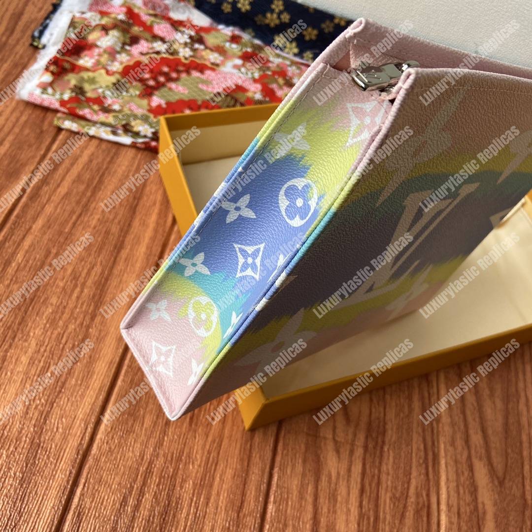 LV Escale Poche Toilette 26 Pastel