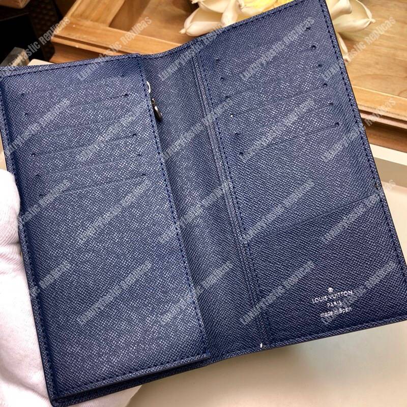LV Brazza Wallet Epi Leather Bleu Marine