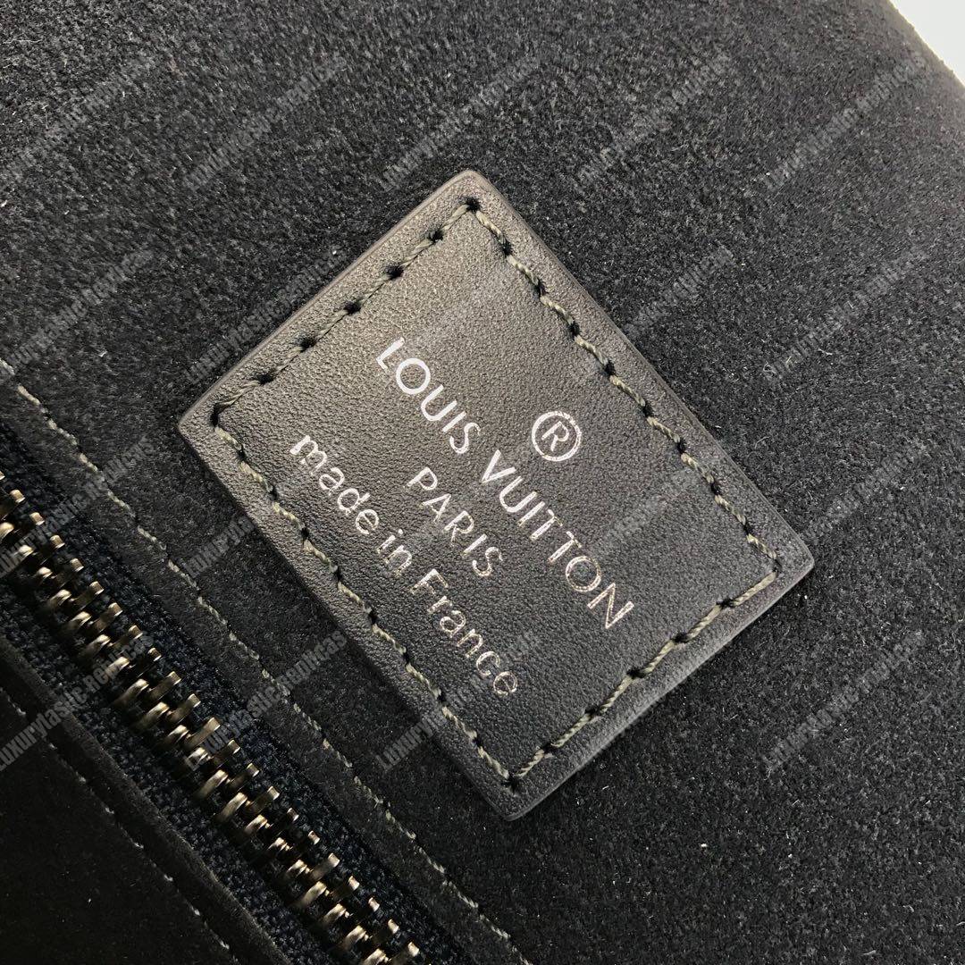 LV Harrington Messenger Bag PM Epi Leather Bleu Marine