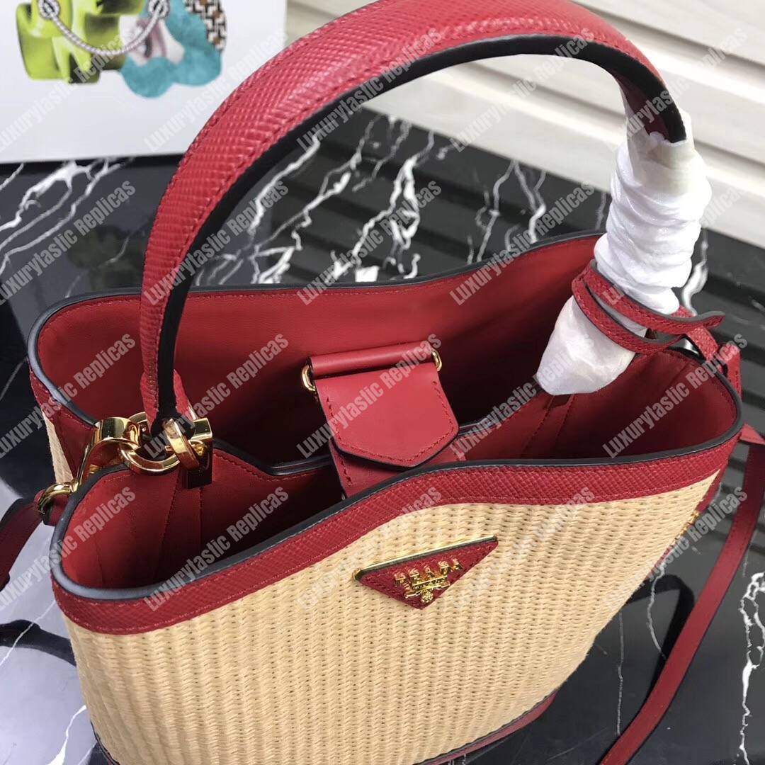 Pra*a panier medium straw bag red