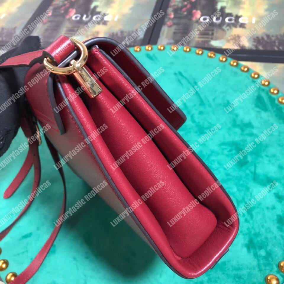 G*u*i medium leather shoulder bag red