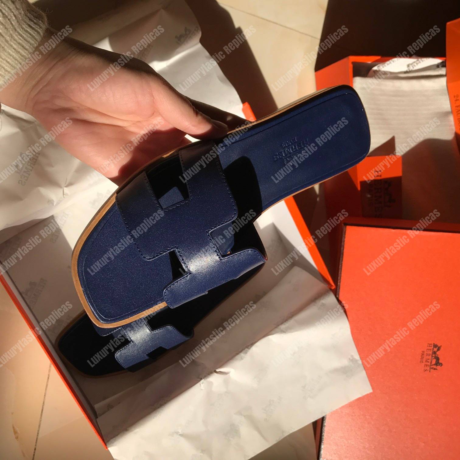 H**mes oran sandal calfskin leather marine blue