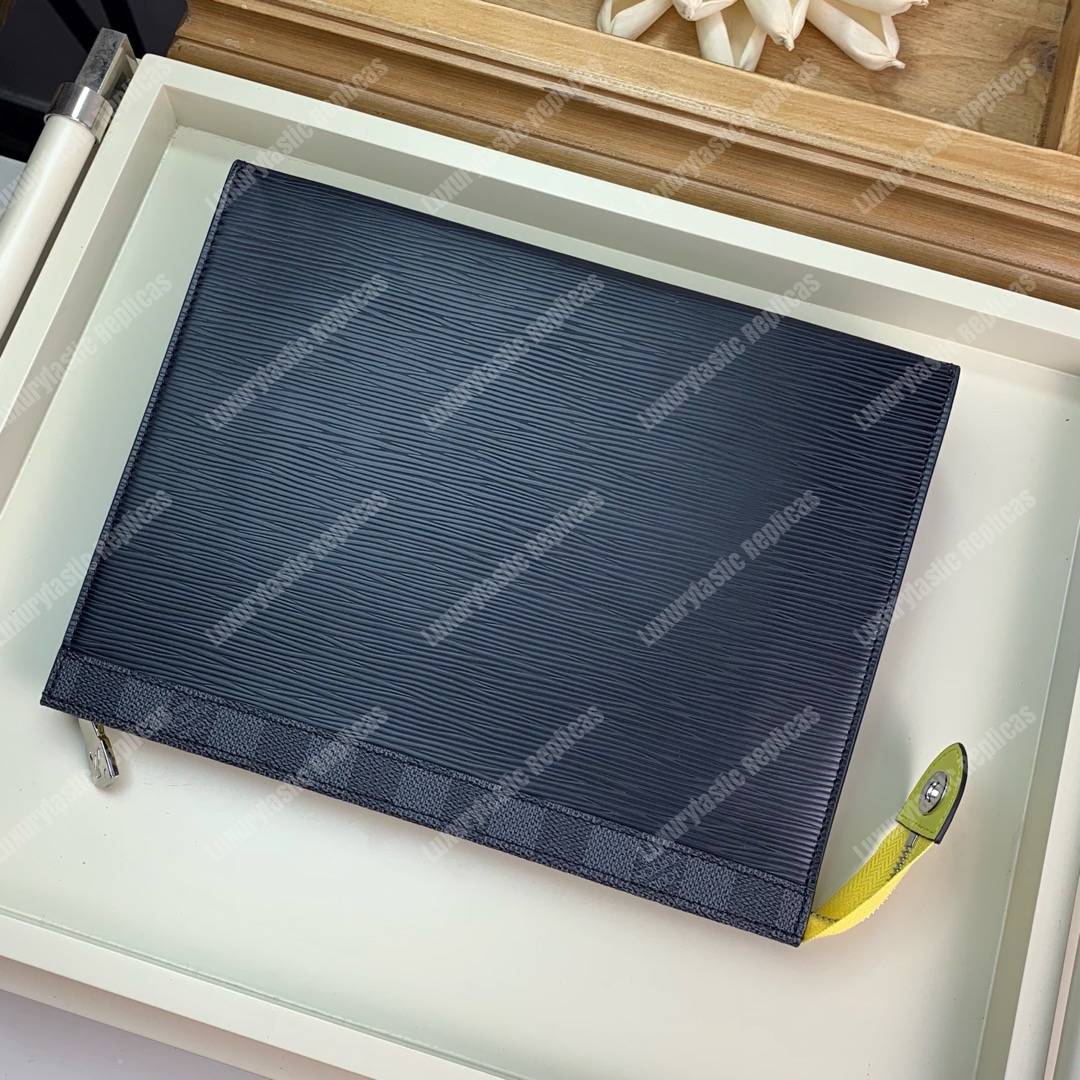 LV Pochette Voyage MM Damier Graphite