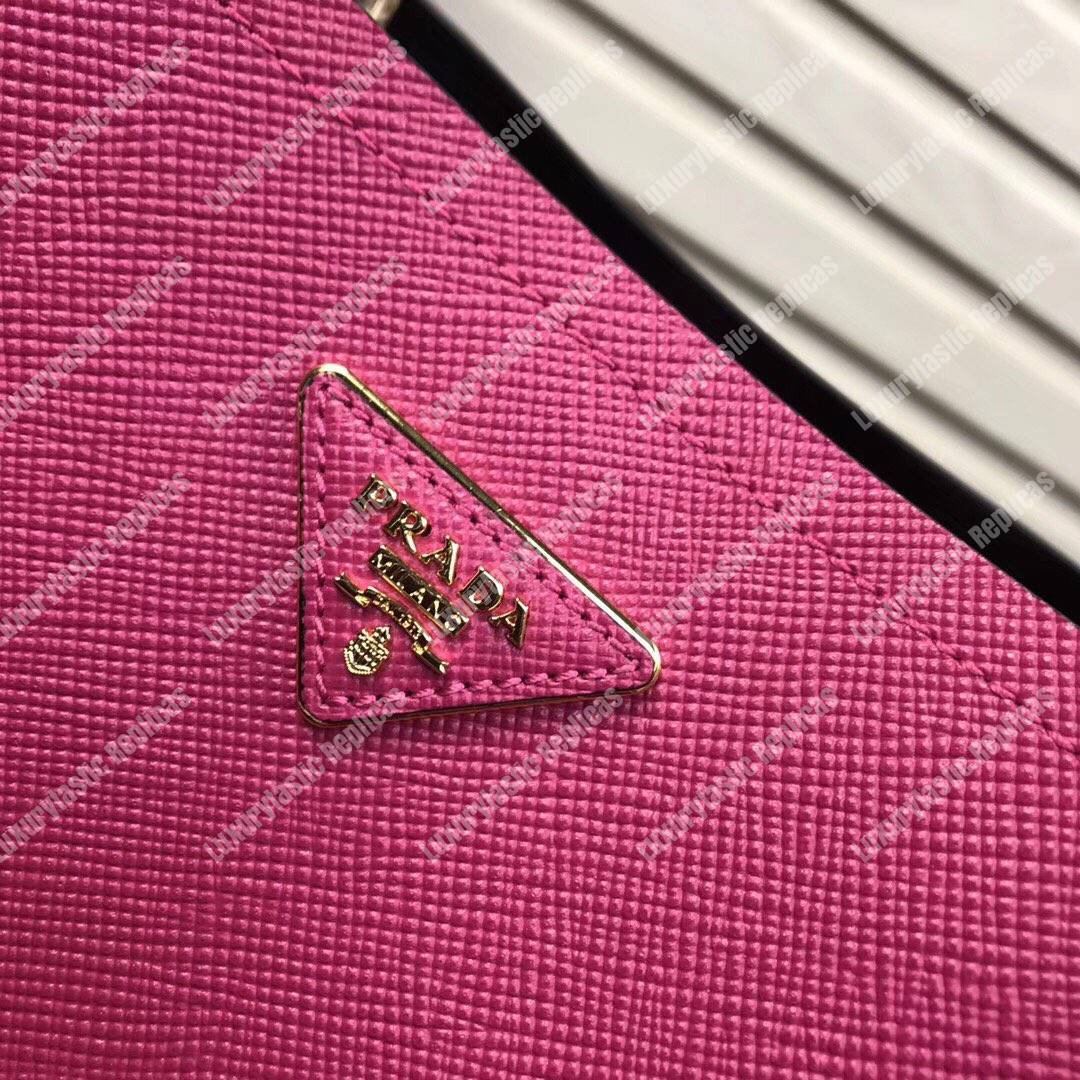 Pra*a panier medium bag dark pink