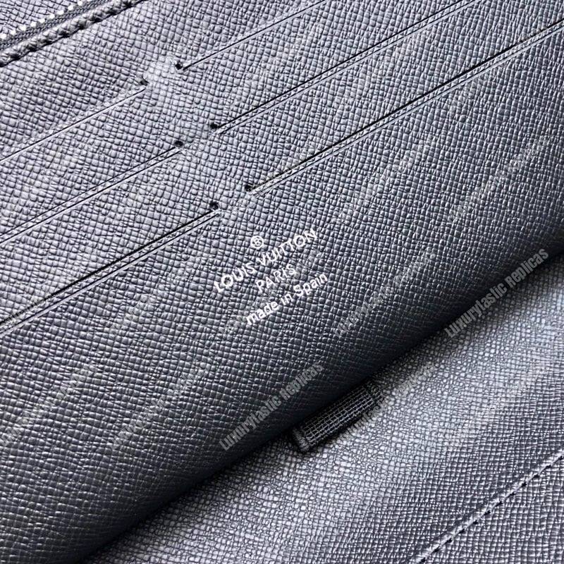 LV Zippy Organizer Taiga Leather Black