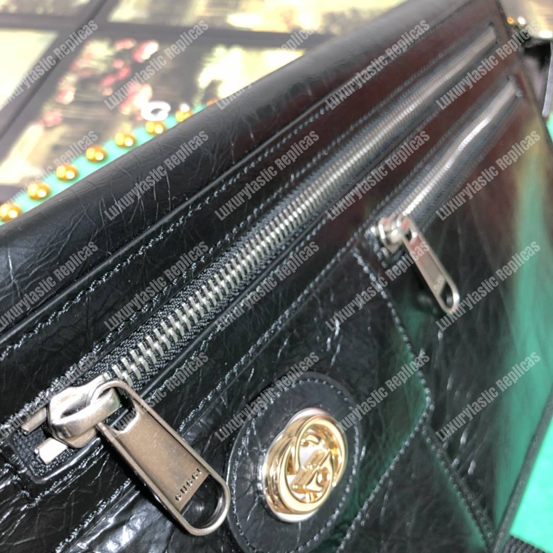 G*u*i medium soft leather messenger bag black