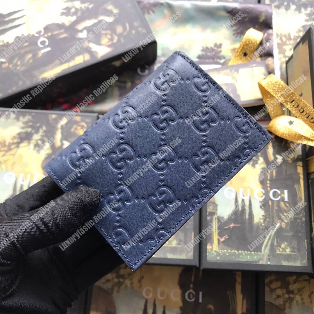 G*u*i coin wallet with ny yankees patch royal blue