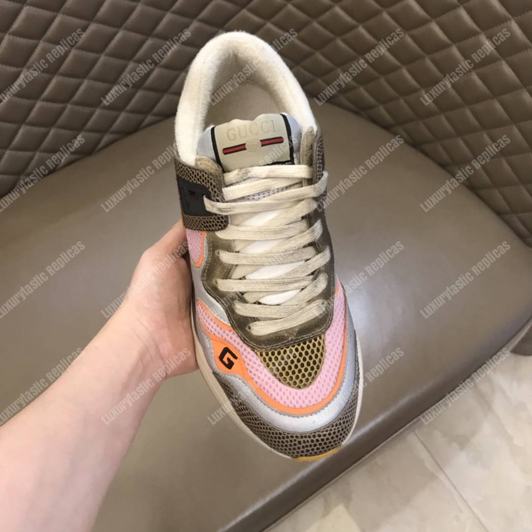 G*u*i ultrapace sneaker grey tejus printed leather